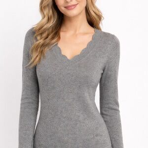 Ann Taylor Cashmere Gray V-Neck Sweater Scalloped Trim Small